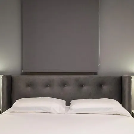 Carpe Diem Corinthian Suites I *
